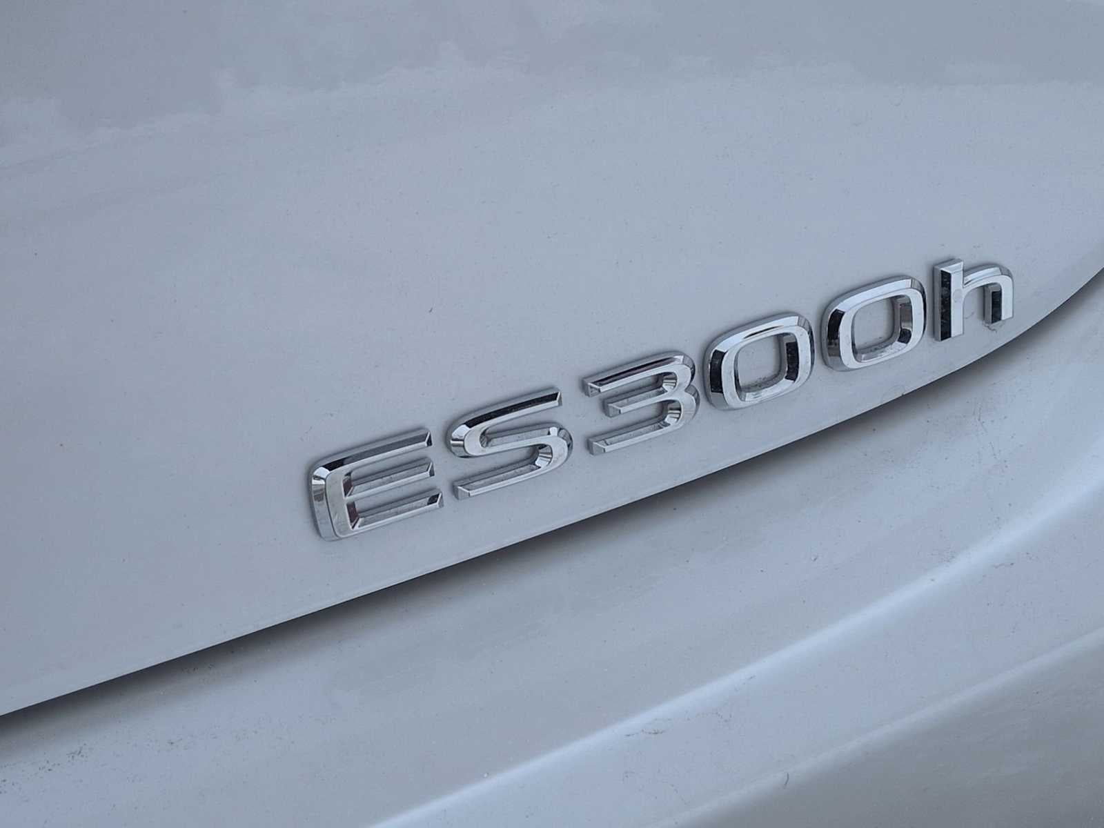 2025 Lexus ES ES 300h Luxury FWD