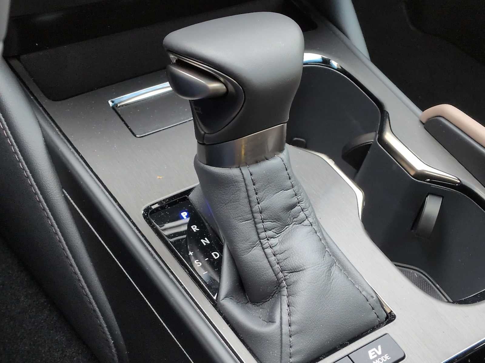 2025 Lexus ES ES 300h Luxury FWD