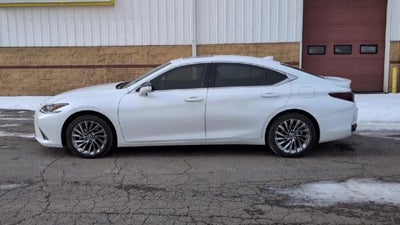 2025 Lexus ES ES 300h Luxury FWD