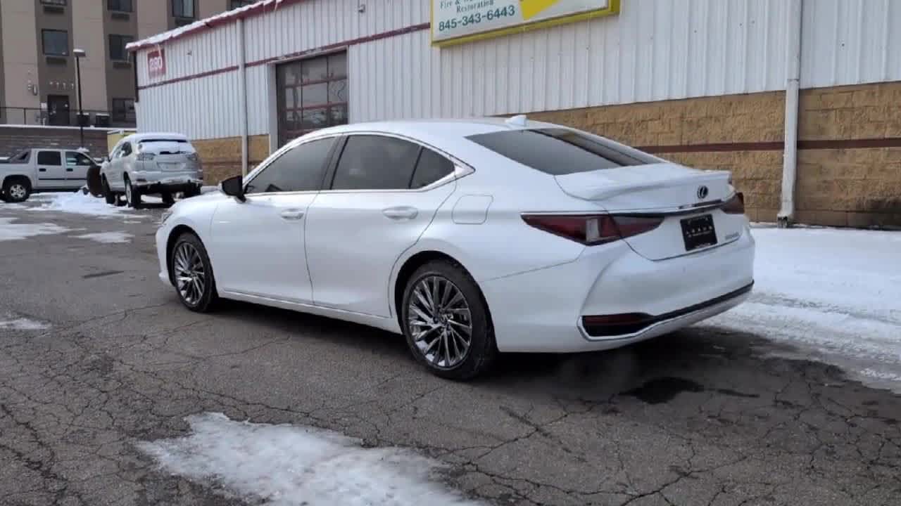 2025 Lexus ES ES 300h Luxury FWD