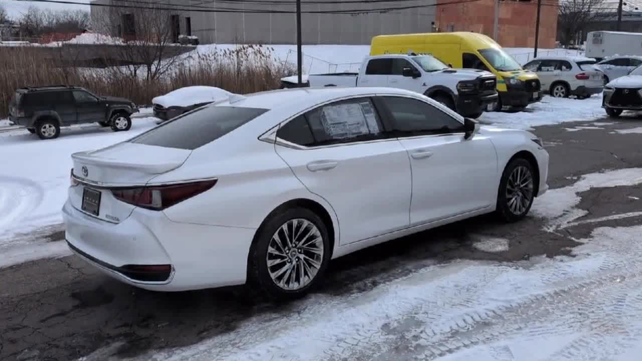 2025 Lexus ES ES 300h Luxury FWD