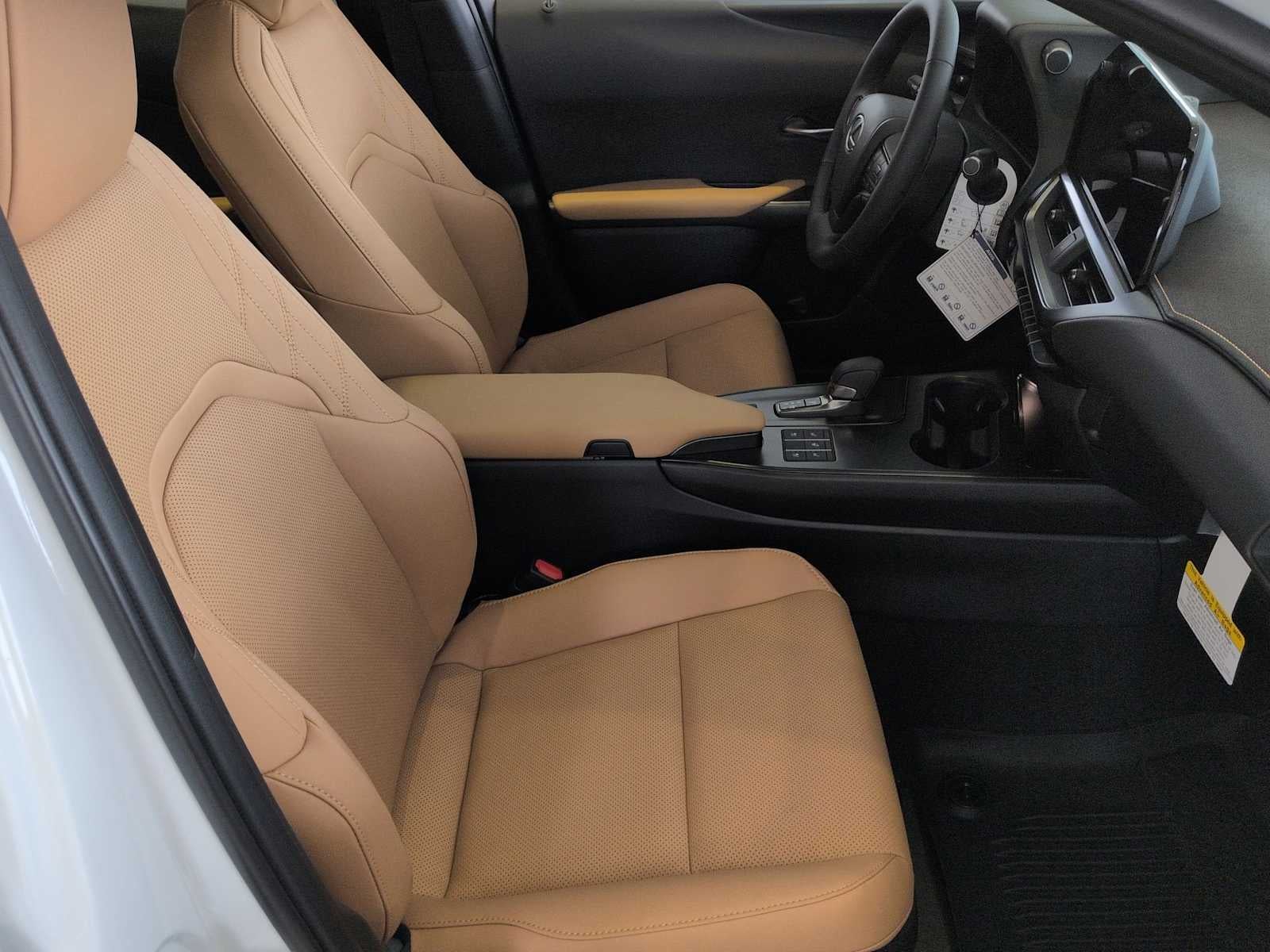 2026 Lexus UX UX 300h Premium AWD