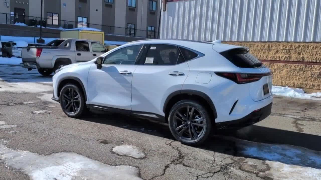 2026 Lexus NX NX 450h+ Luxury AWD