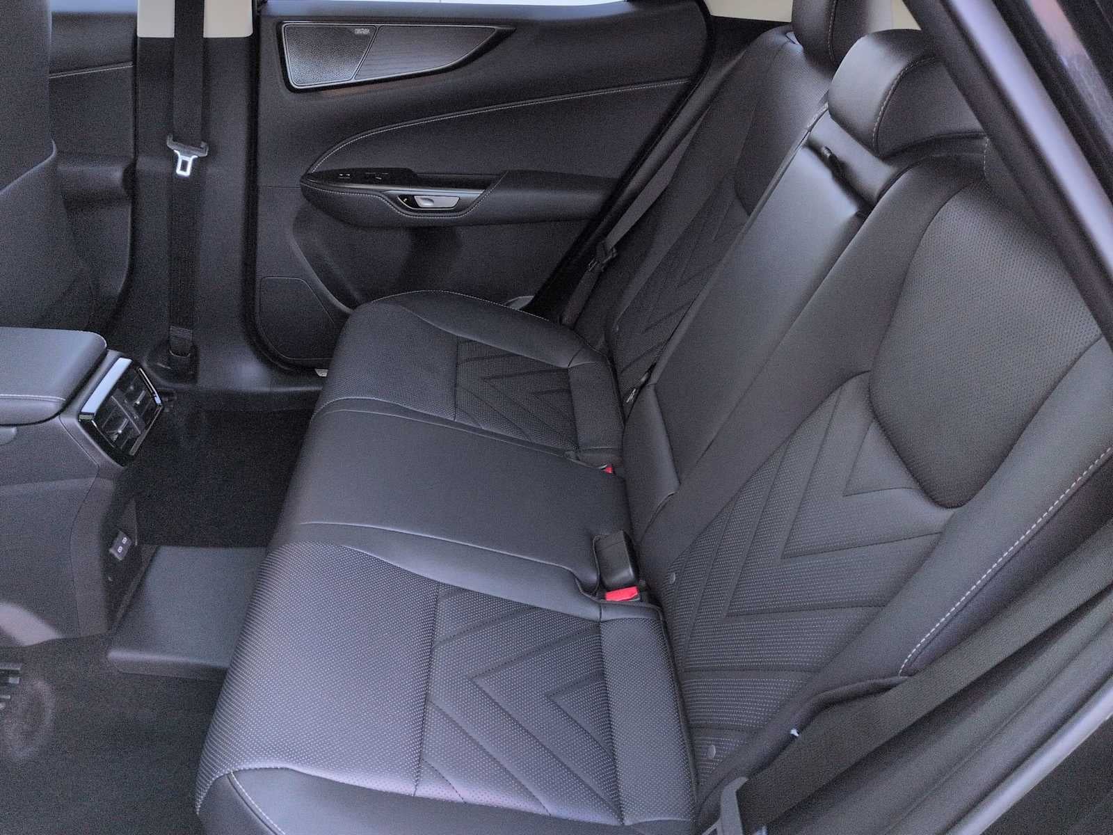 2026 Lexus NX NX 450h+ Luxury AWD