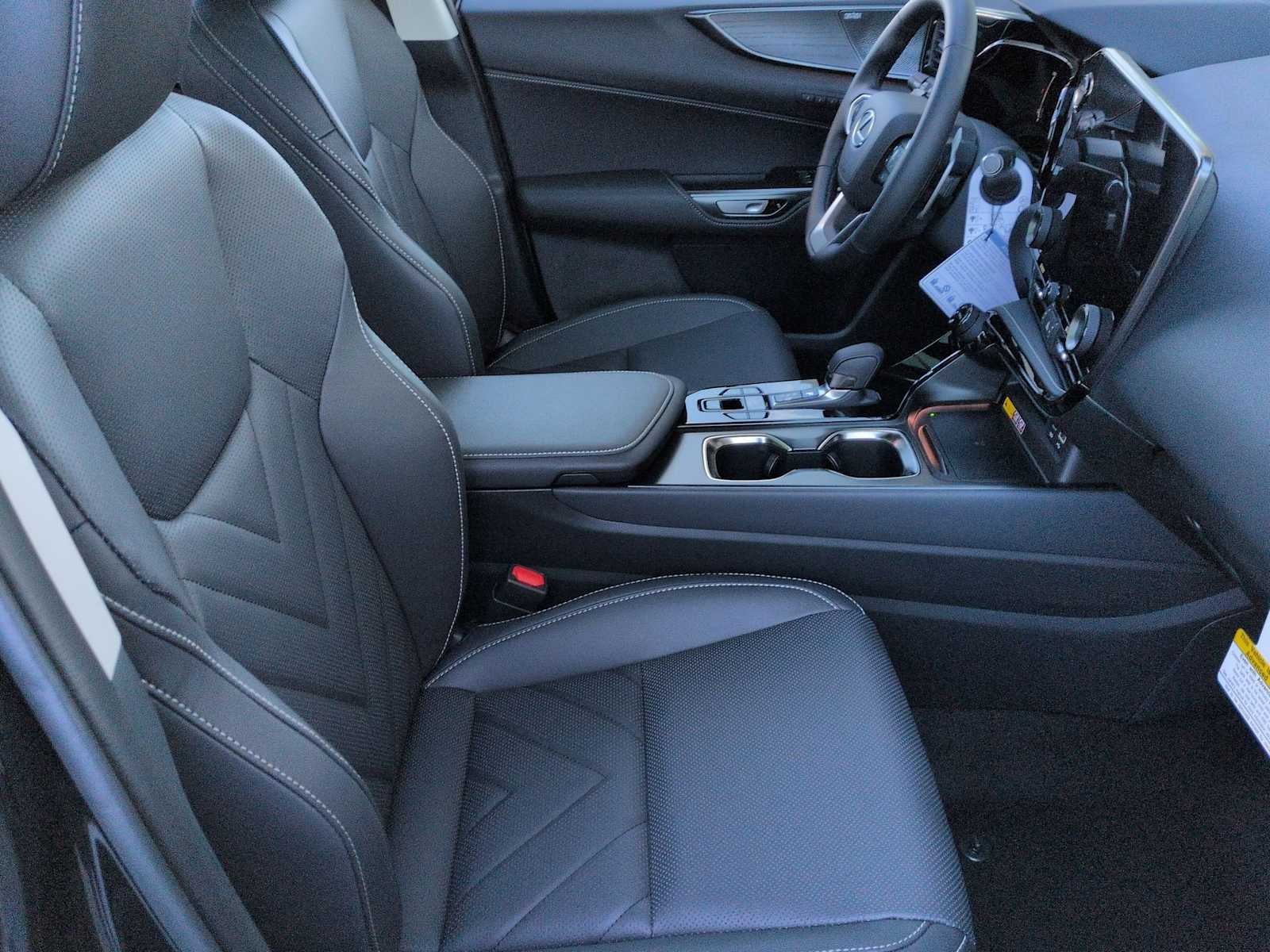 2026 Lexus NX NX 450h+ Luxury AWD