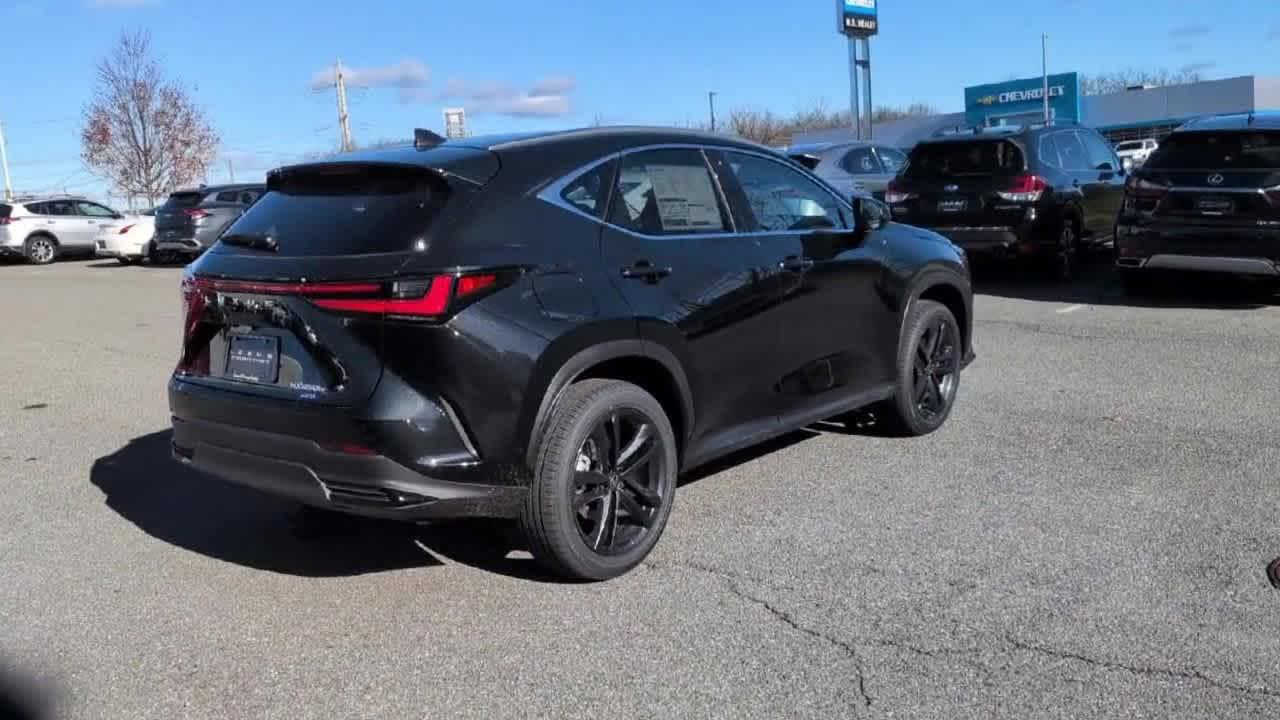 2026 Lexus NX NX 450h+ Luxury AWD