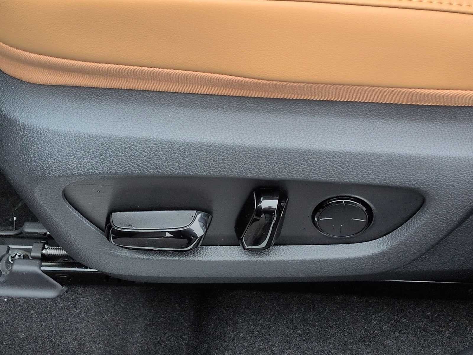 2026 Lexus NX NX 450h+ Luxury AWD