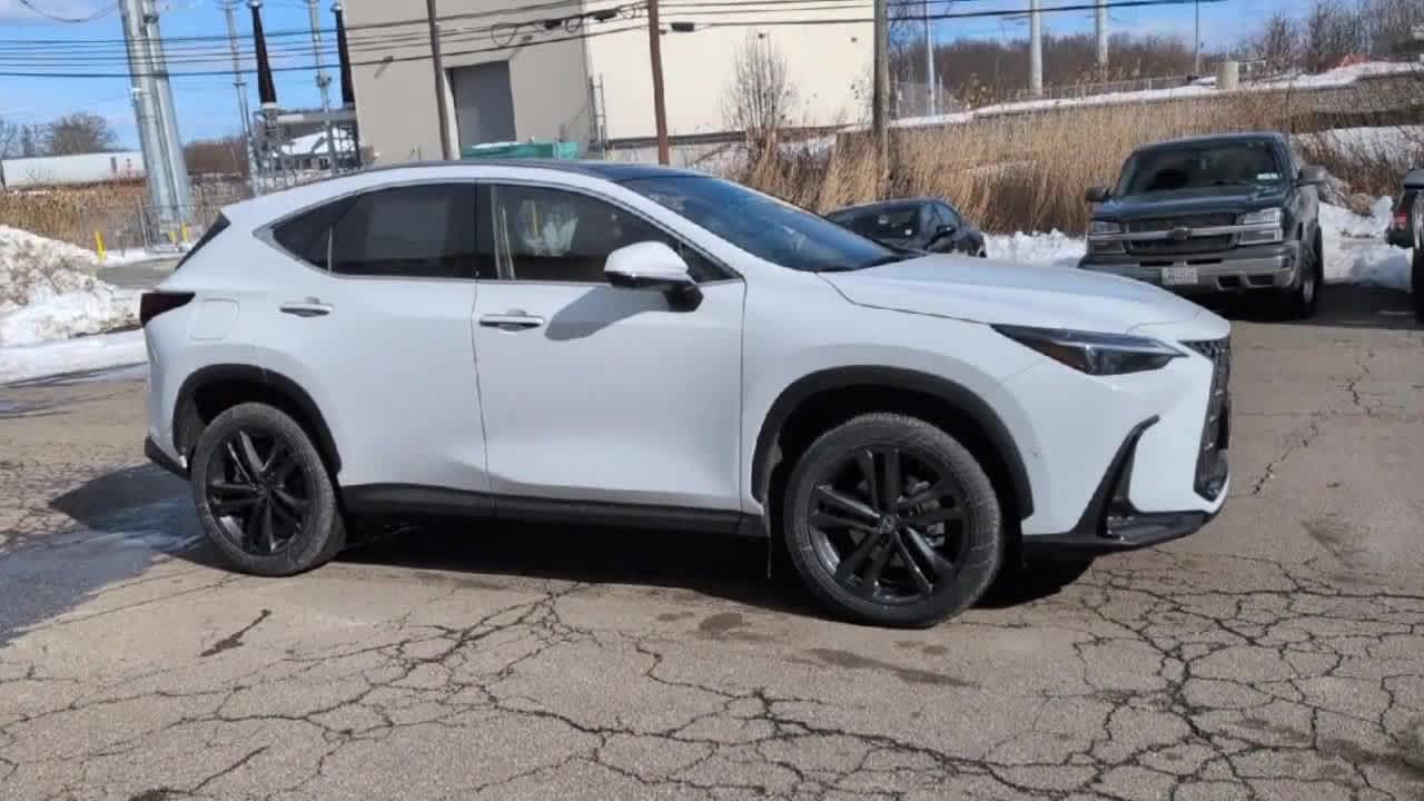 2026 Lexus NX NX 450h+ Luxury AWD