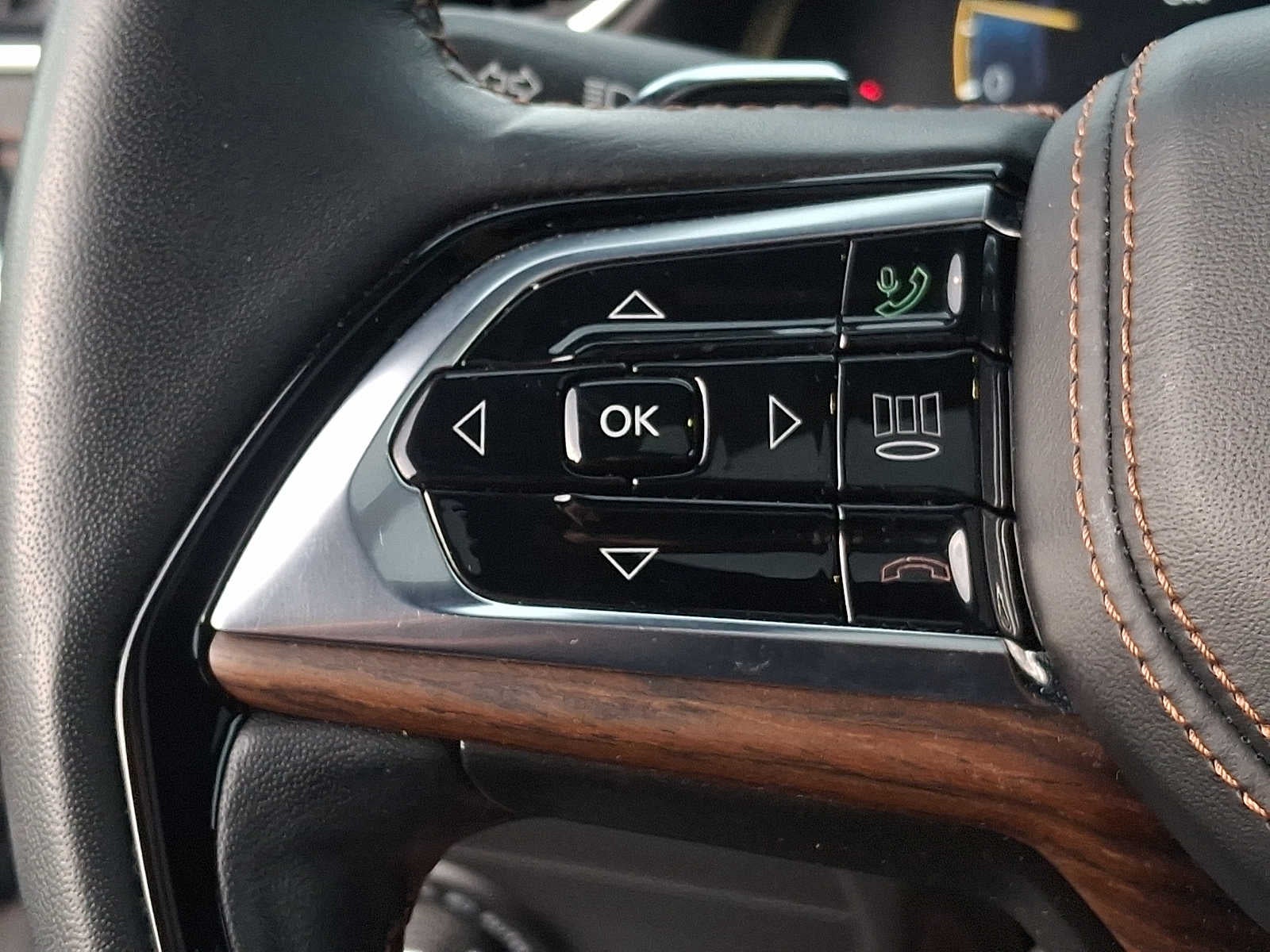 2024 Jeep Grand Cherokee Summit 4x4