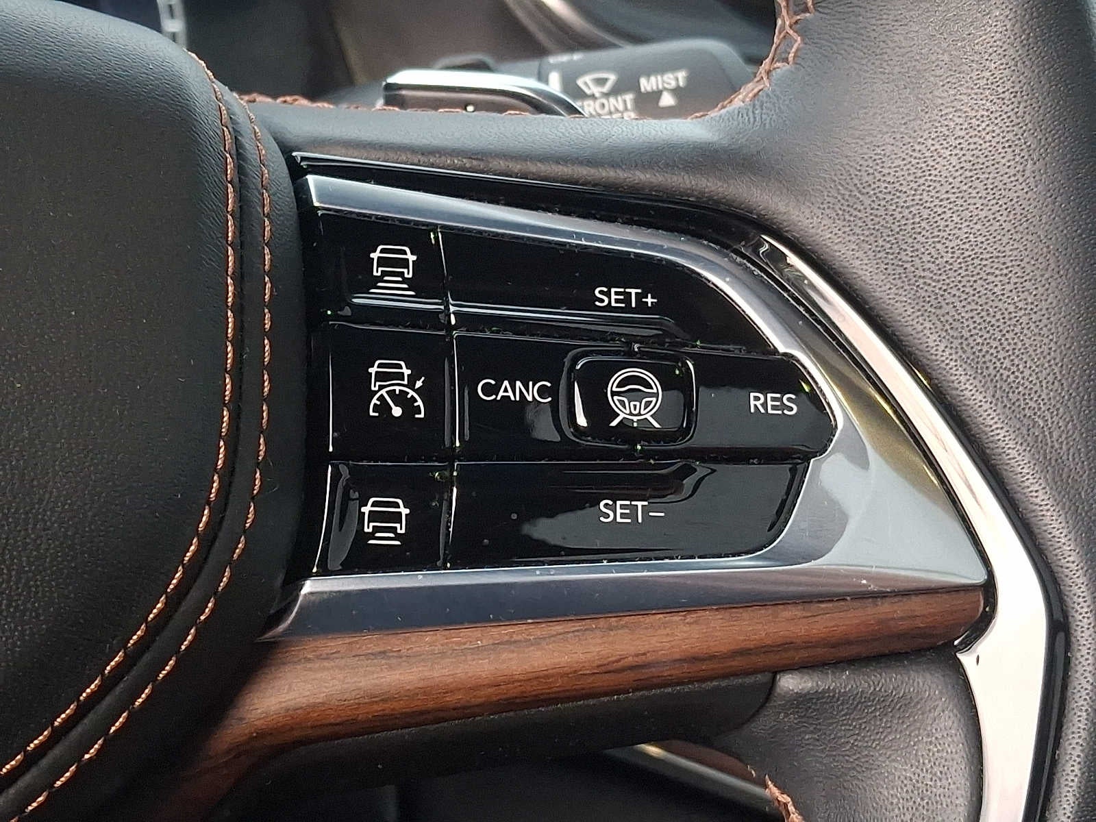 2024 Jeep Grand Cherokee Summit 4x4