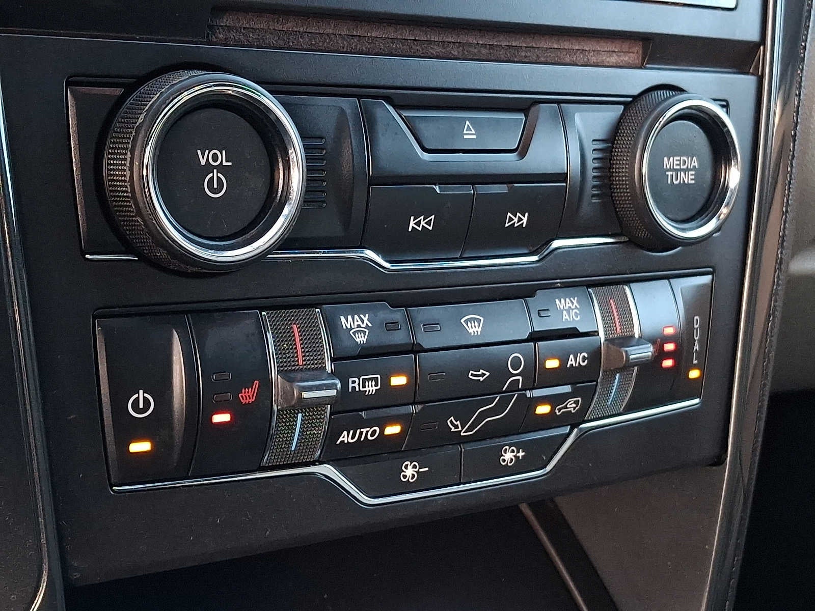2018 Ford Explorer XLT 4WD