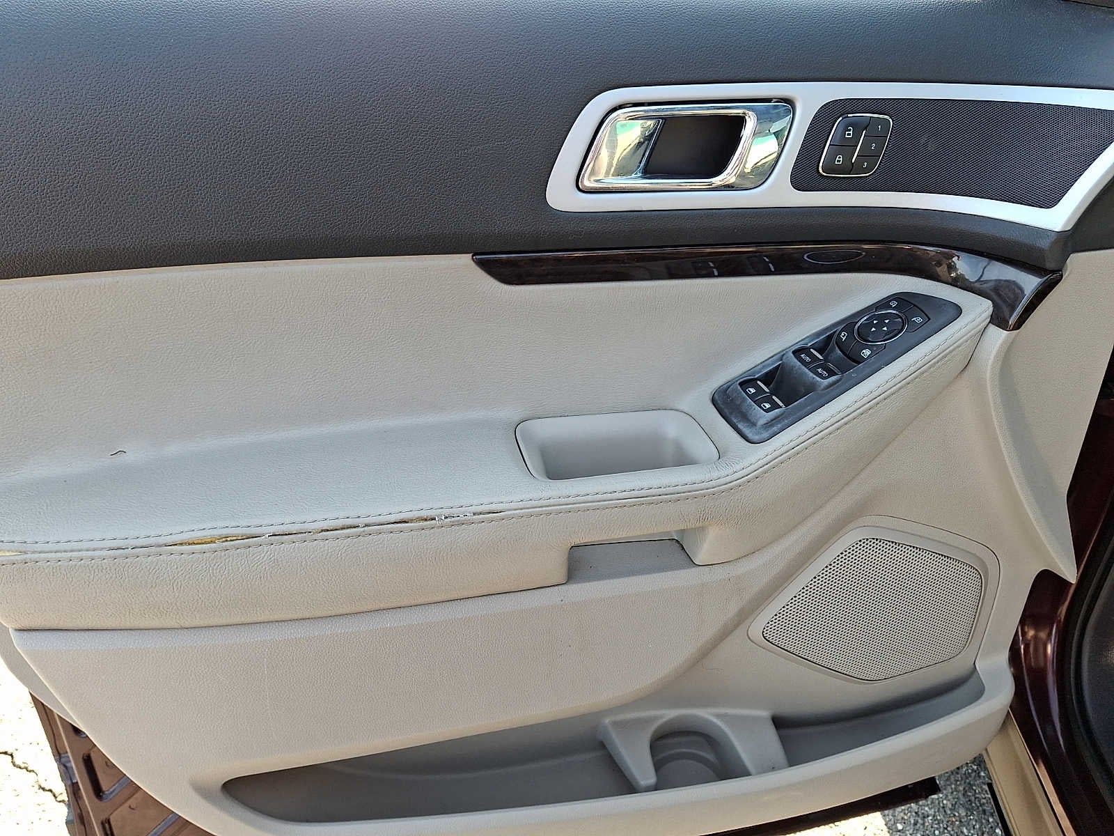 2011 Ford Explorer Limited