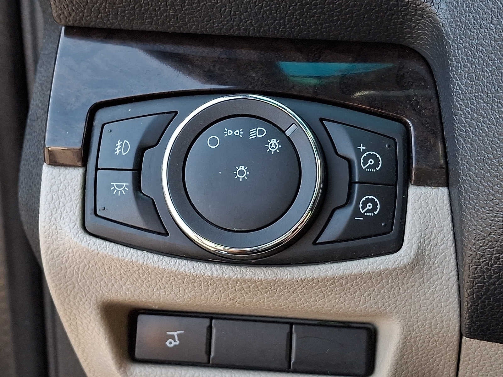 2011 Ford Explorer Limited