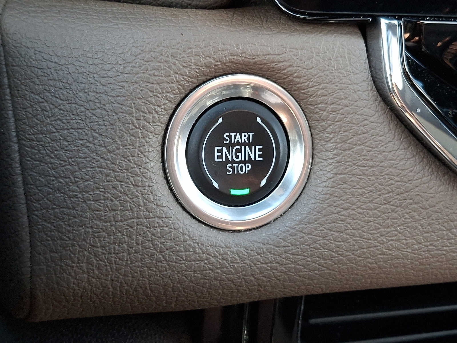 2023 GMC Canyon 4WD Denali
