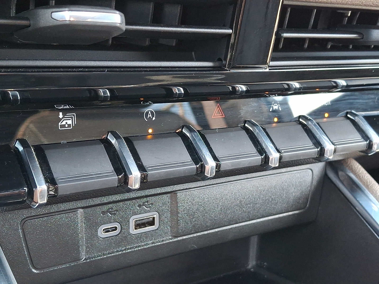 2023 GMC Canyon 4WD Denali