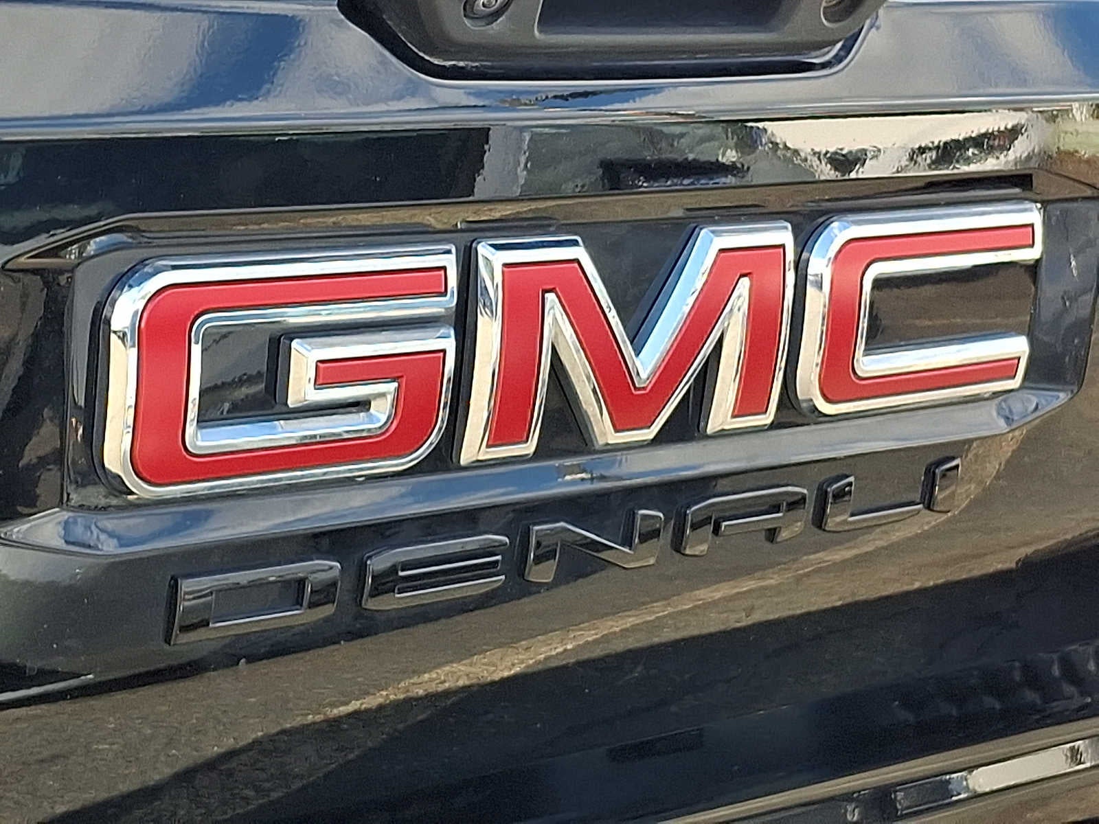 2023 GMC Canyon 4WD Denali