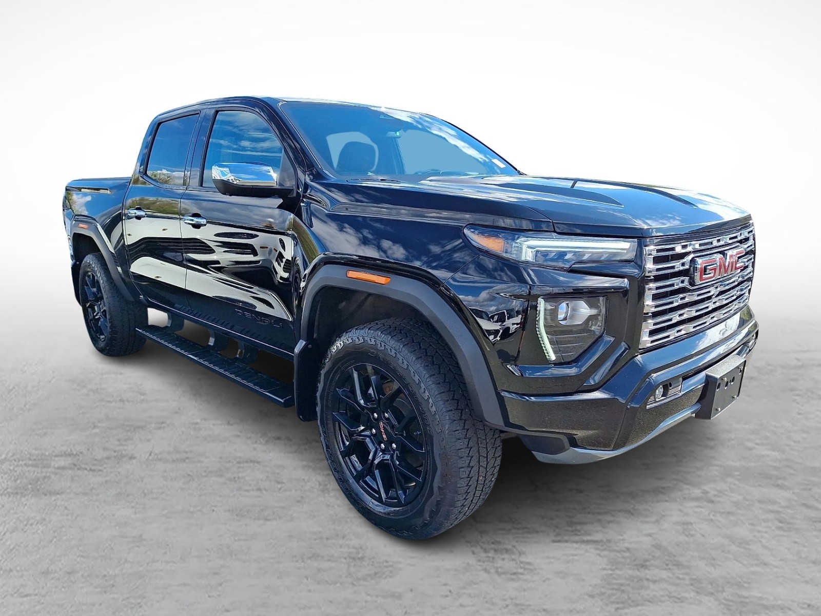 2023 GMC Canyon 4WD Denali