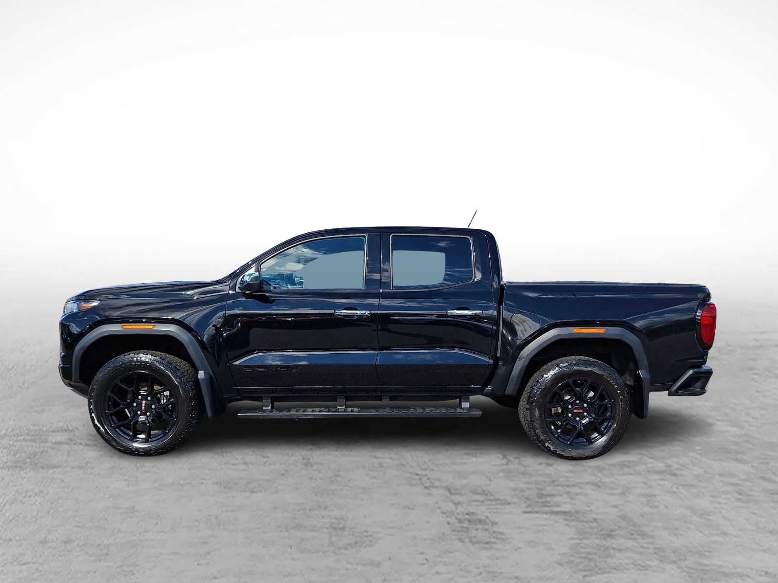 2023 GMC Canyon 4WD Denali