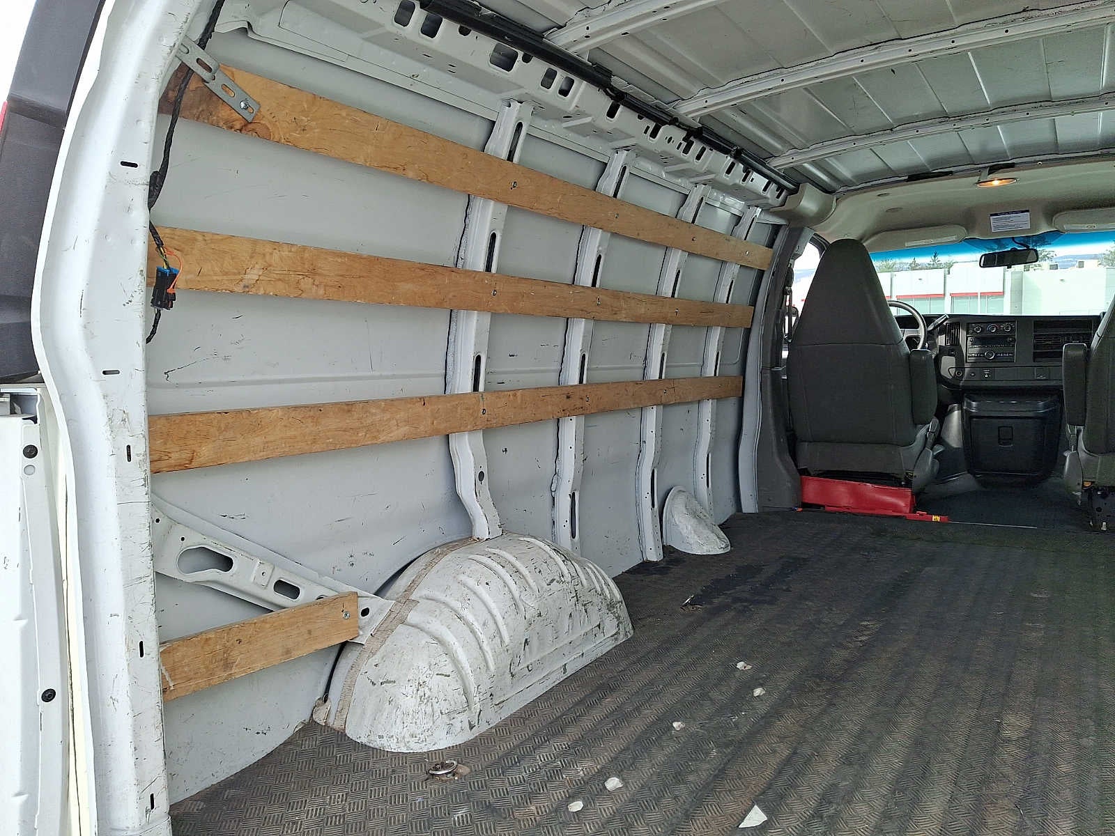 2019 GMC Savana RWD 2500 135