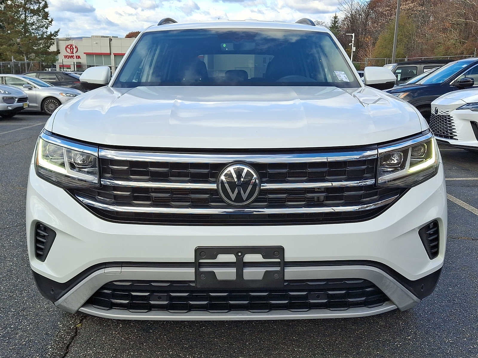 2022 Volkswagen Atlas 3.6L V6 SE w/Technology
