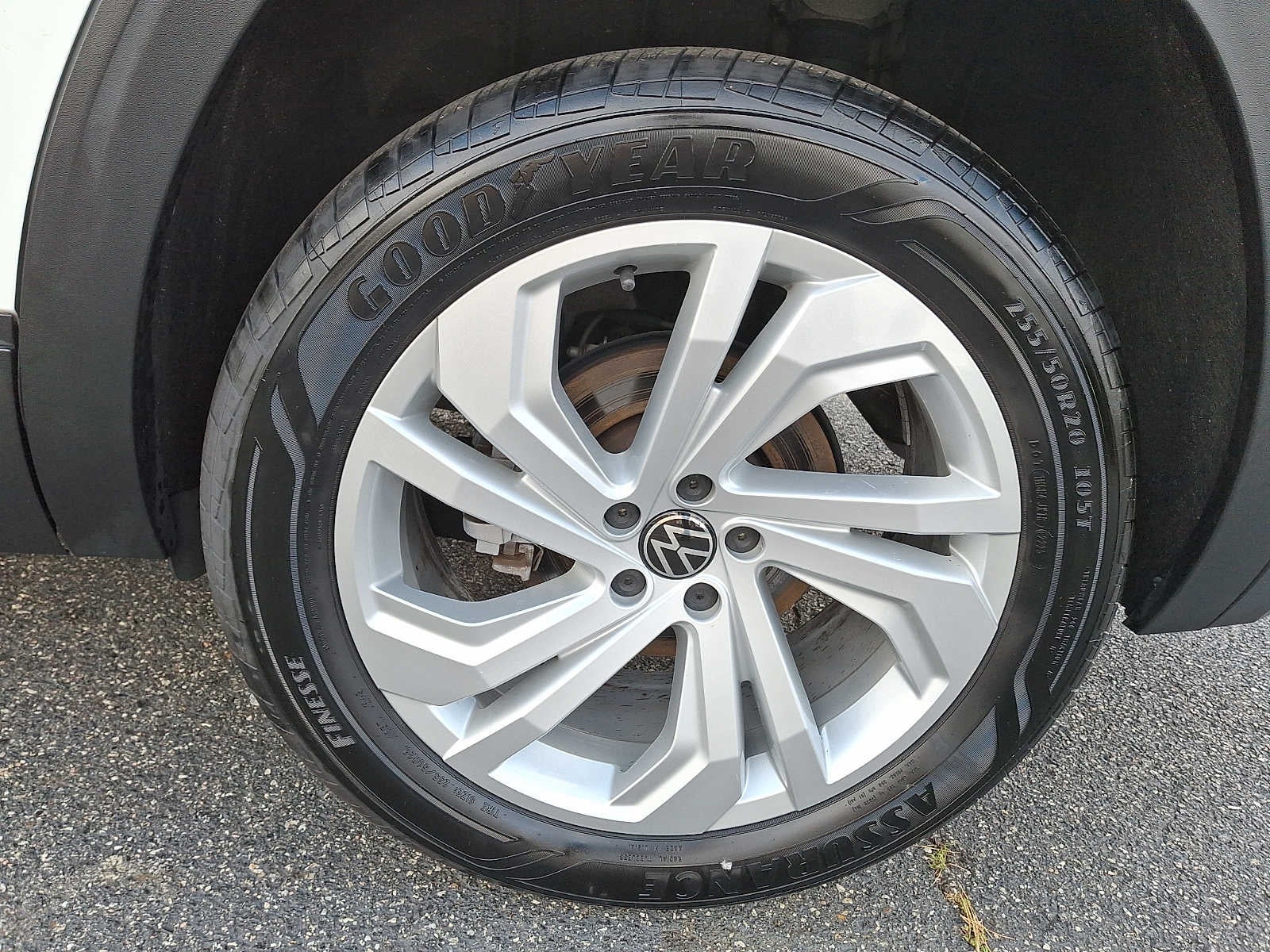 2022 Volkswagen Atlas 3.6L V6 SE w/Technology