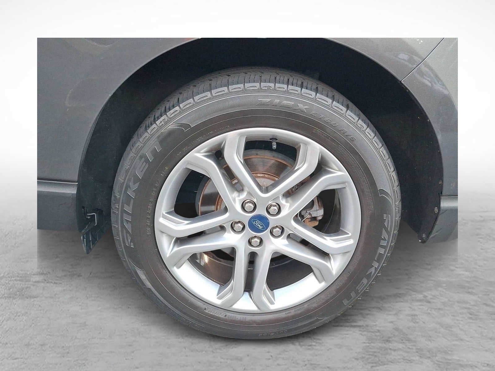 2017 Ford Edge Titanium