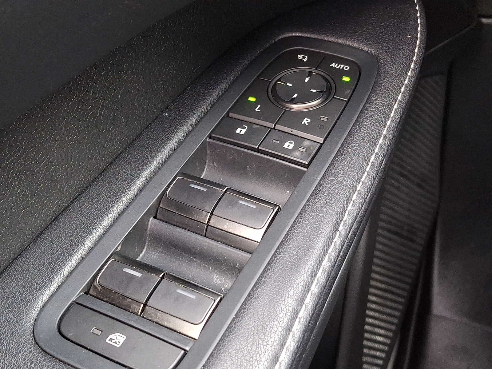 2023 Lexus RX Premium