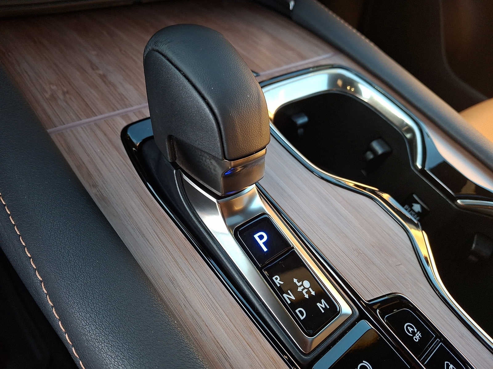 2025 Lexus RX Premium