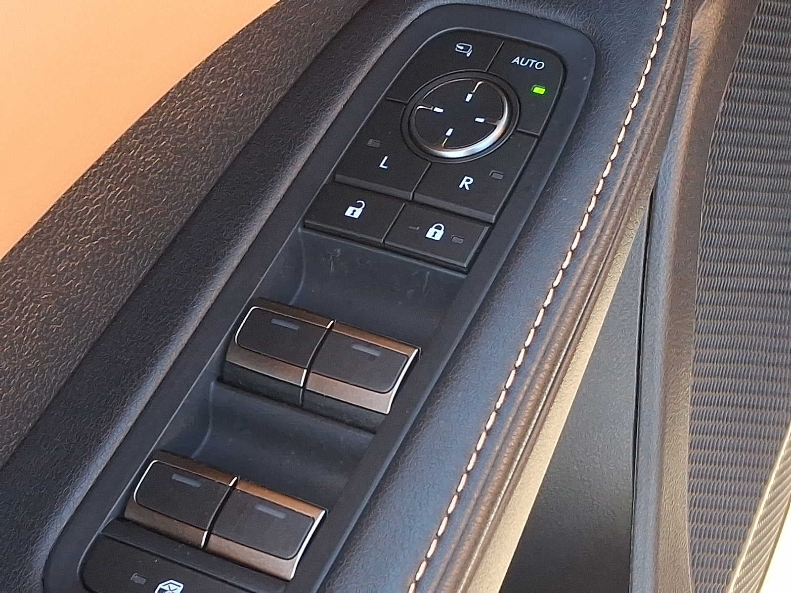 2025 Lexus RX Premium