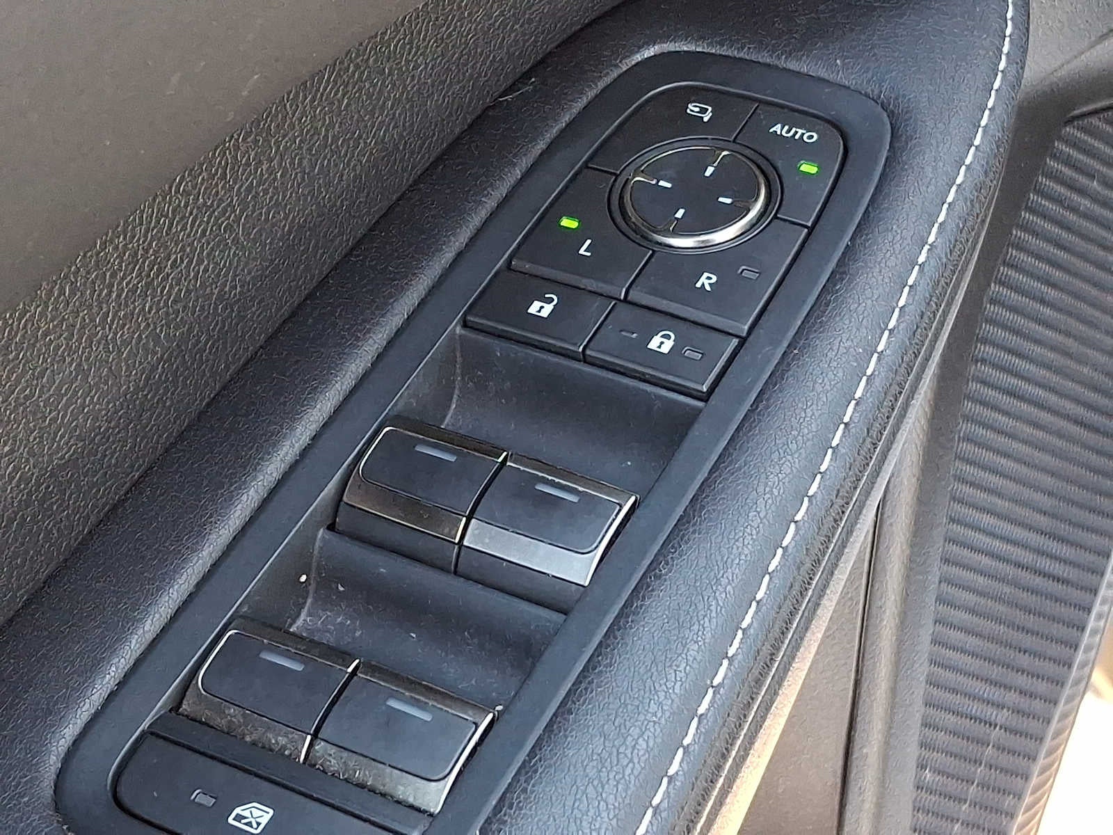 2023 Lexus RX Premium