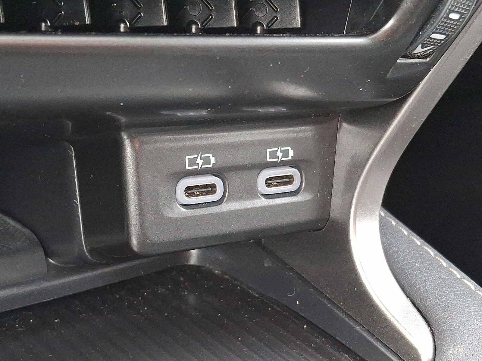 2023 Lexus RX F SPORT Handling