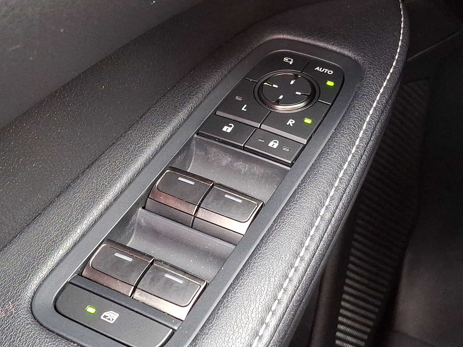 2023 Lexus RX F SPORT Handling