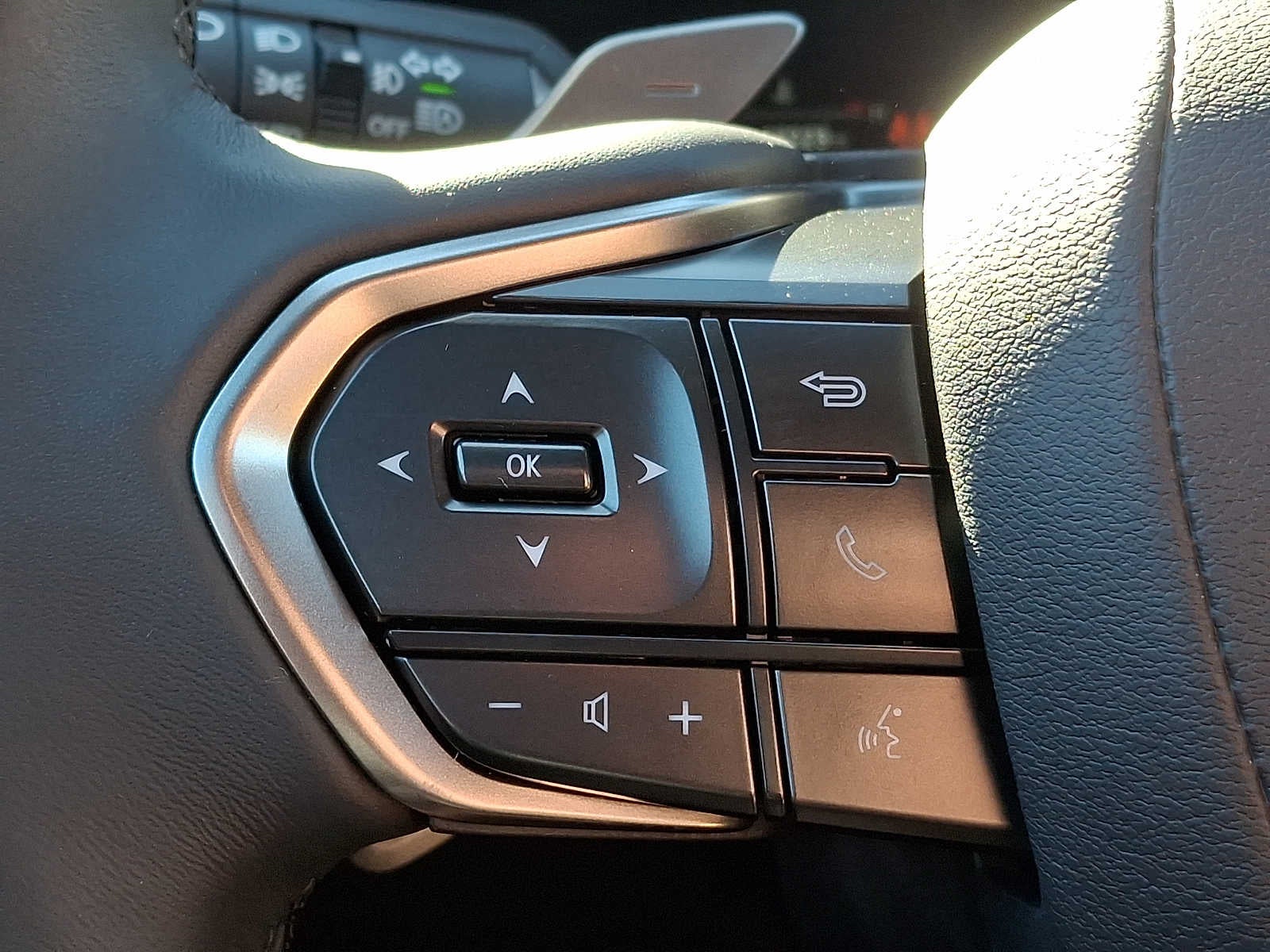 2025 Lexus RX Premium