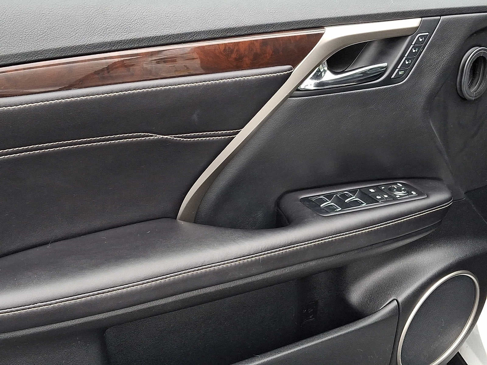 2016 Lexus RX 450h AWD 4dr