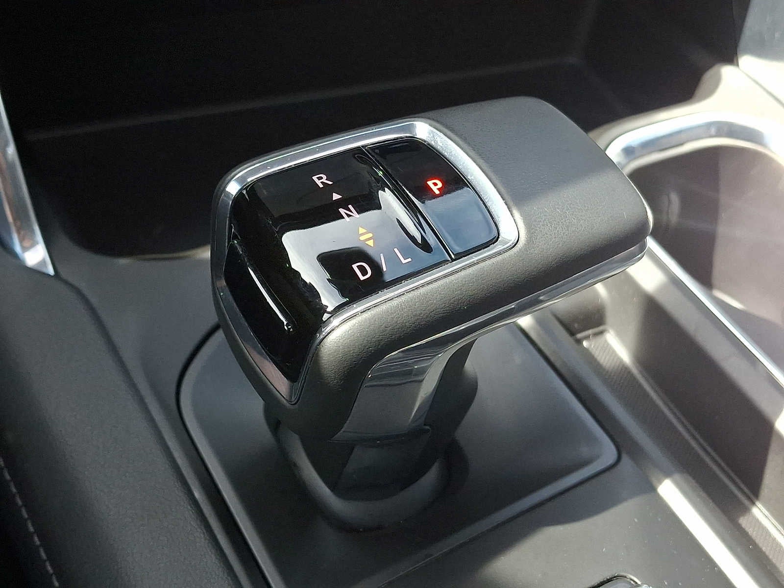 2023 GMC Sierra 1500 4WD Crew Cab 147 Denali