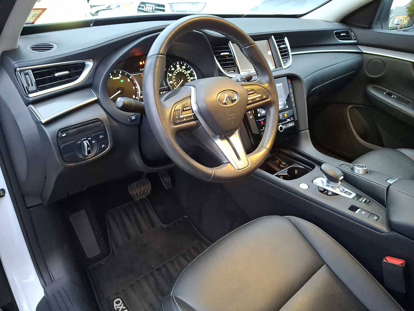 2019 INFINITI QX50 PURE AWD