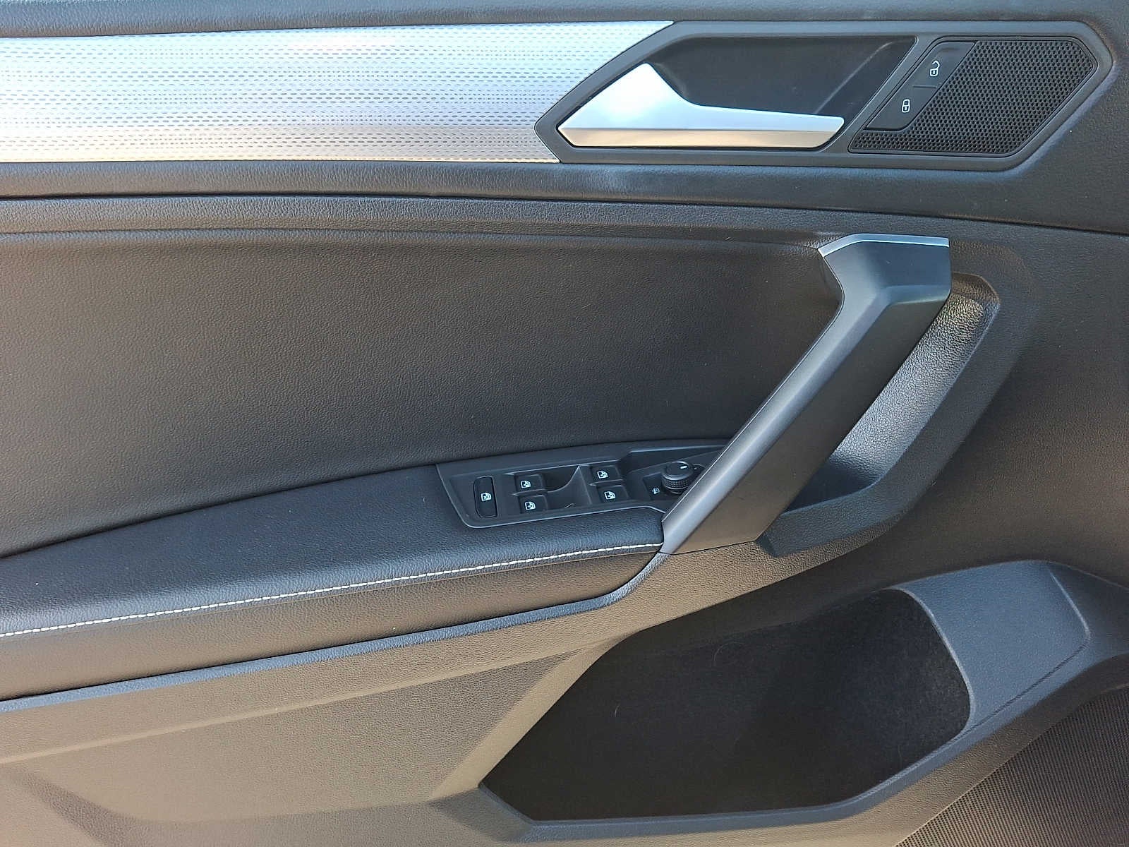 2022 Volkswagen Tiguan S