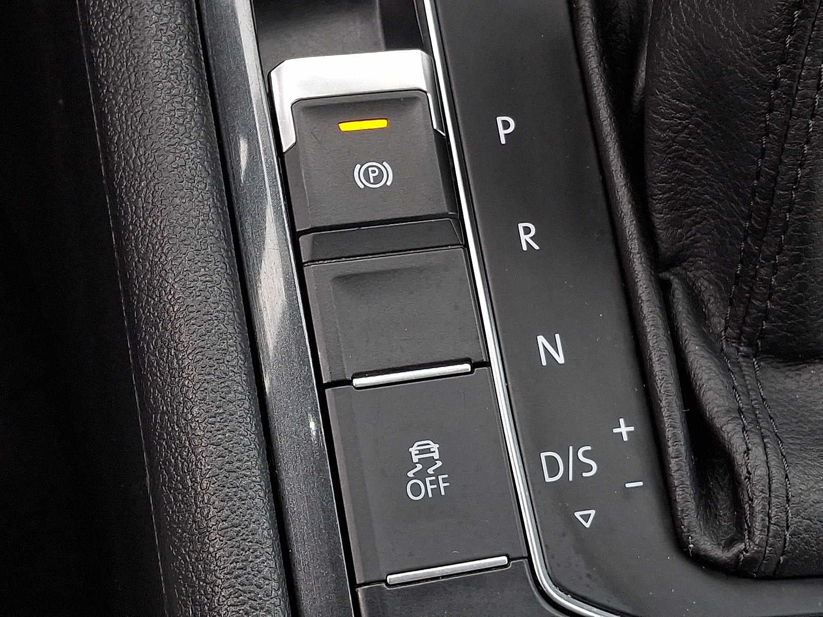 2018 Volkswagen Tiguan SEL