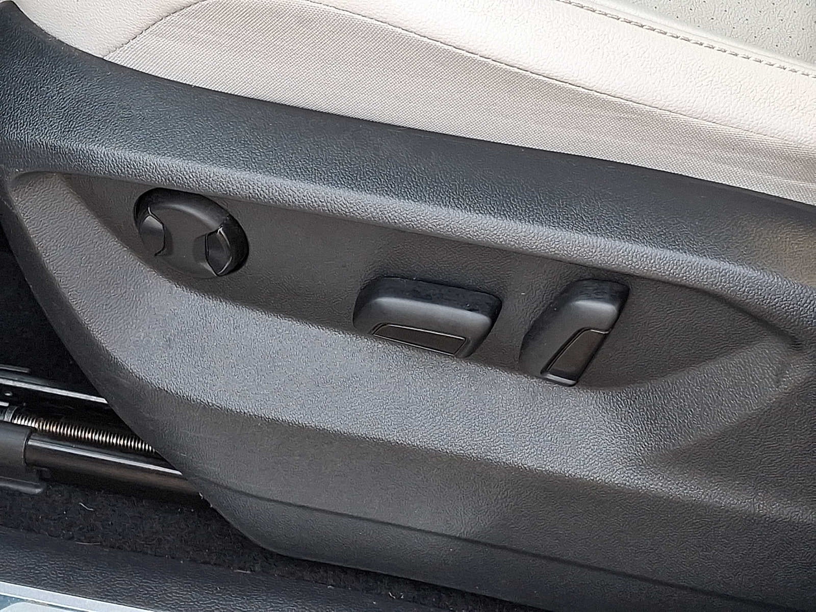 2021 Volkswagen Tiguan SE R-Line Black