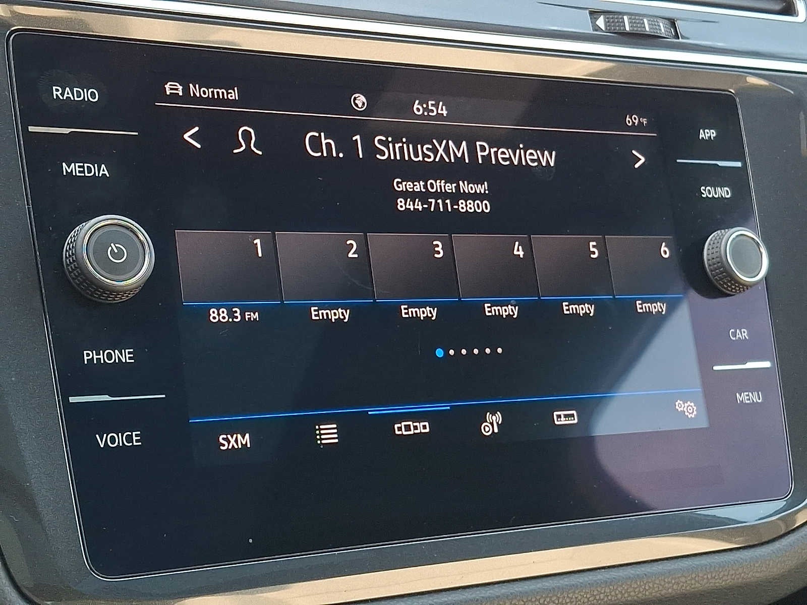 2021 Volkswagen Tiguan SE R-Line Black
