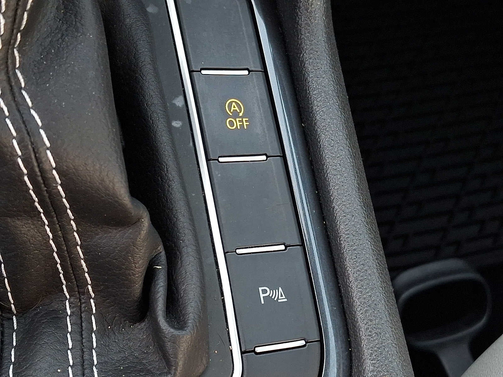 2021 Volkswagen Tiguan SE R-Line Black