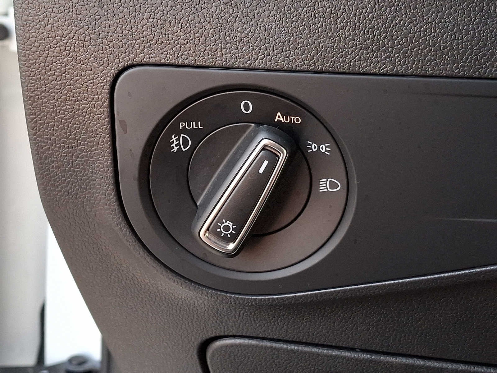 2021 Volkswagen Tiguan SE R-Line Black