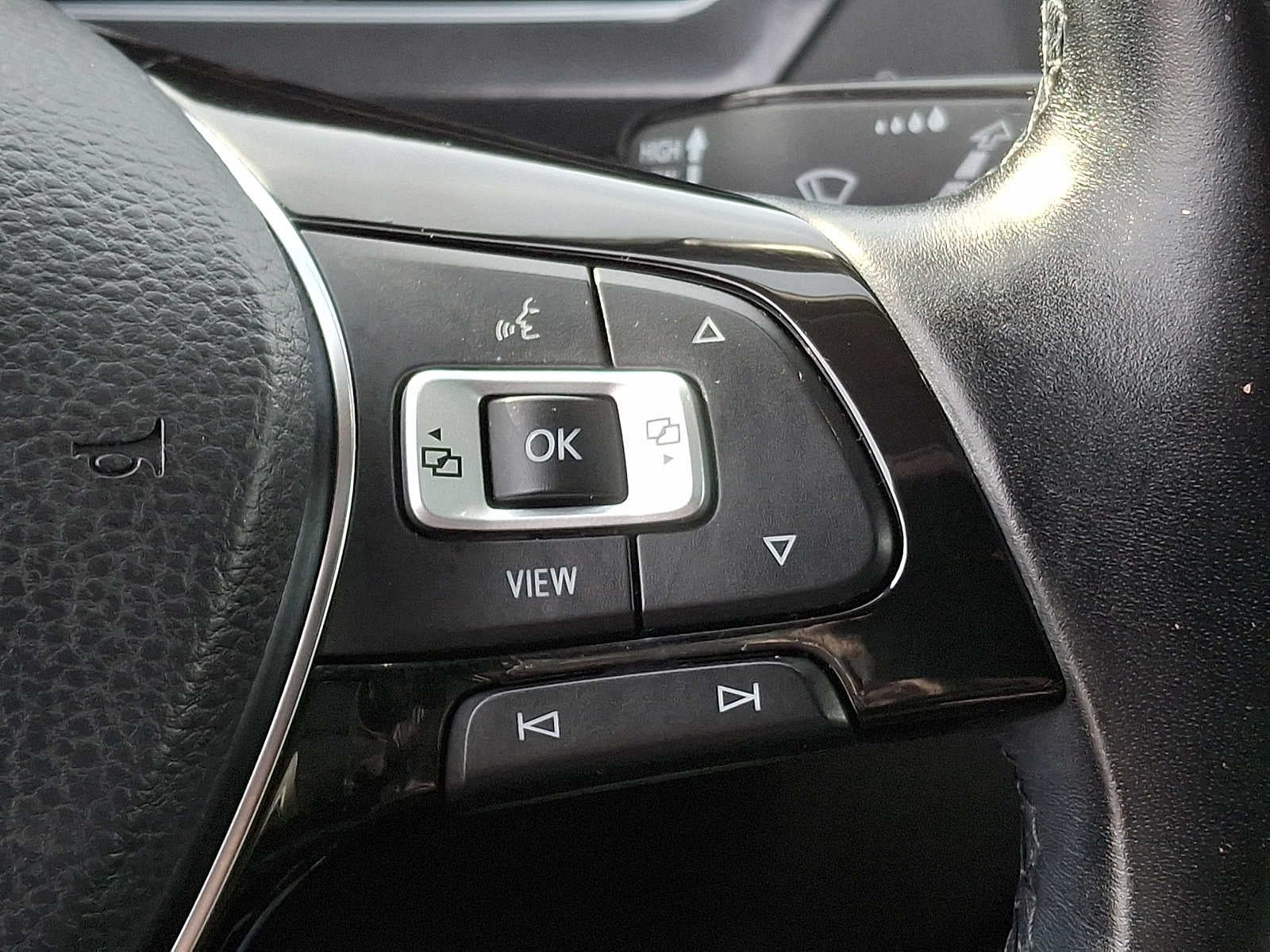 2019 Volkswagen Tiguan SEL Premium