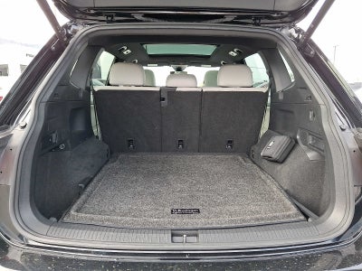 2022 Volkswagen Tiguan SE R-Line Black