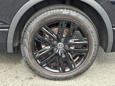 2022 Volkswagen Tiguan SE R-Line Black