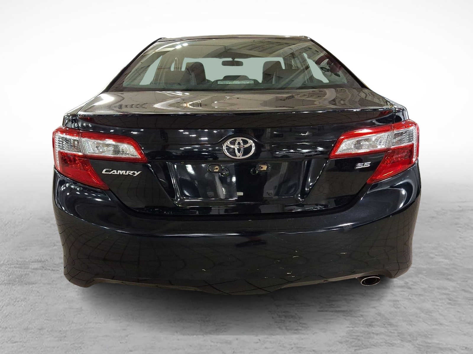 2014 Toyota Camry 2014.5 4dr Sdn I4 Auto SE