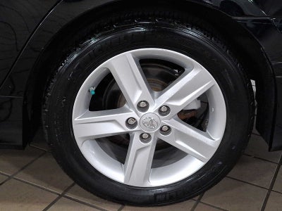 2014 Toyota Camry 2014.5 4dr Sdn I4 Auto SE