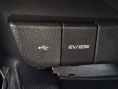 2020 Toyota Camry SE Auto AWD