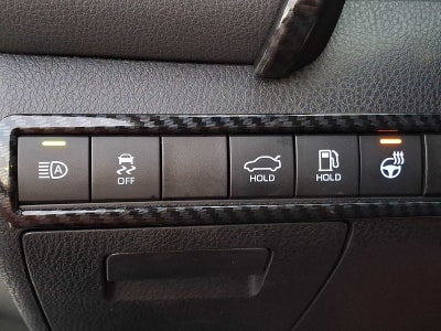 2020 Toyota Camry SE Auto AWD
