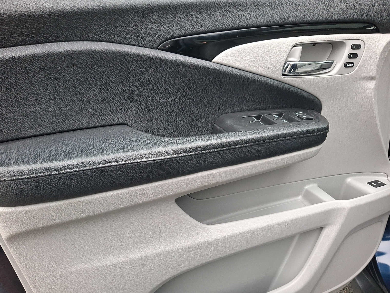 2017 Honda Pilot Elite